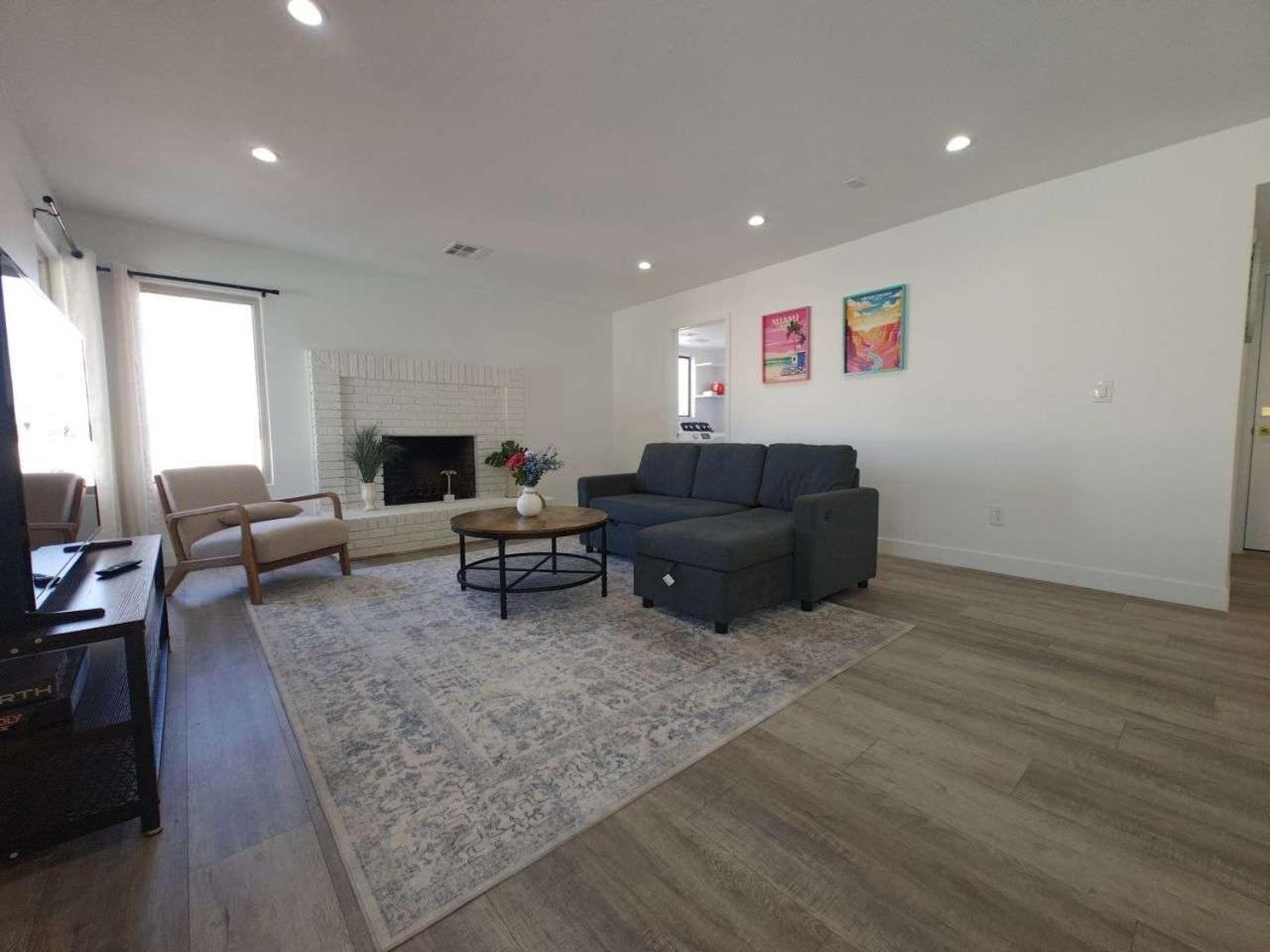 The Strip Is Just Around The Corner! Newly Renovated Luxury Modern Minimalist Villa With Large Pool! Las Vegas Exteriér fotografie